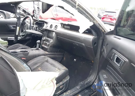 2021 Ford Mustang Gt Premium Fastback z USA, uszkodzony, nr VIN 1FA6P8CF5M5153878